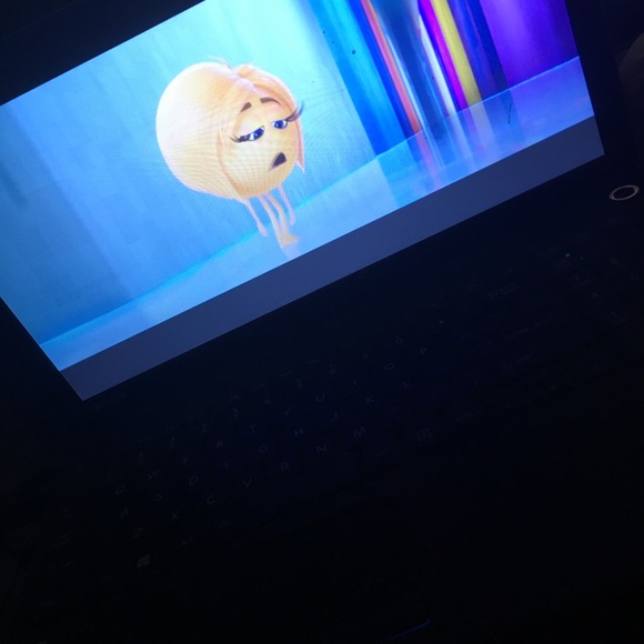 Laptop - Picture 3 of 4